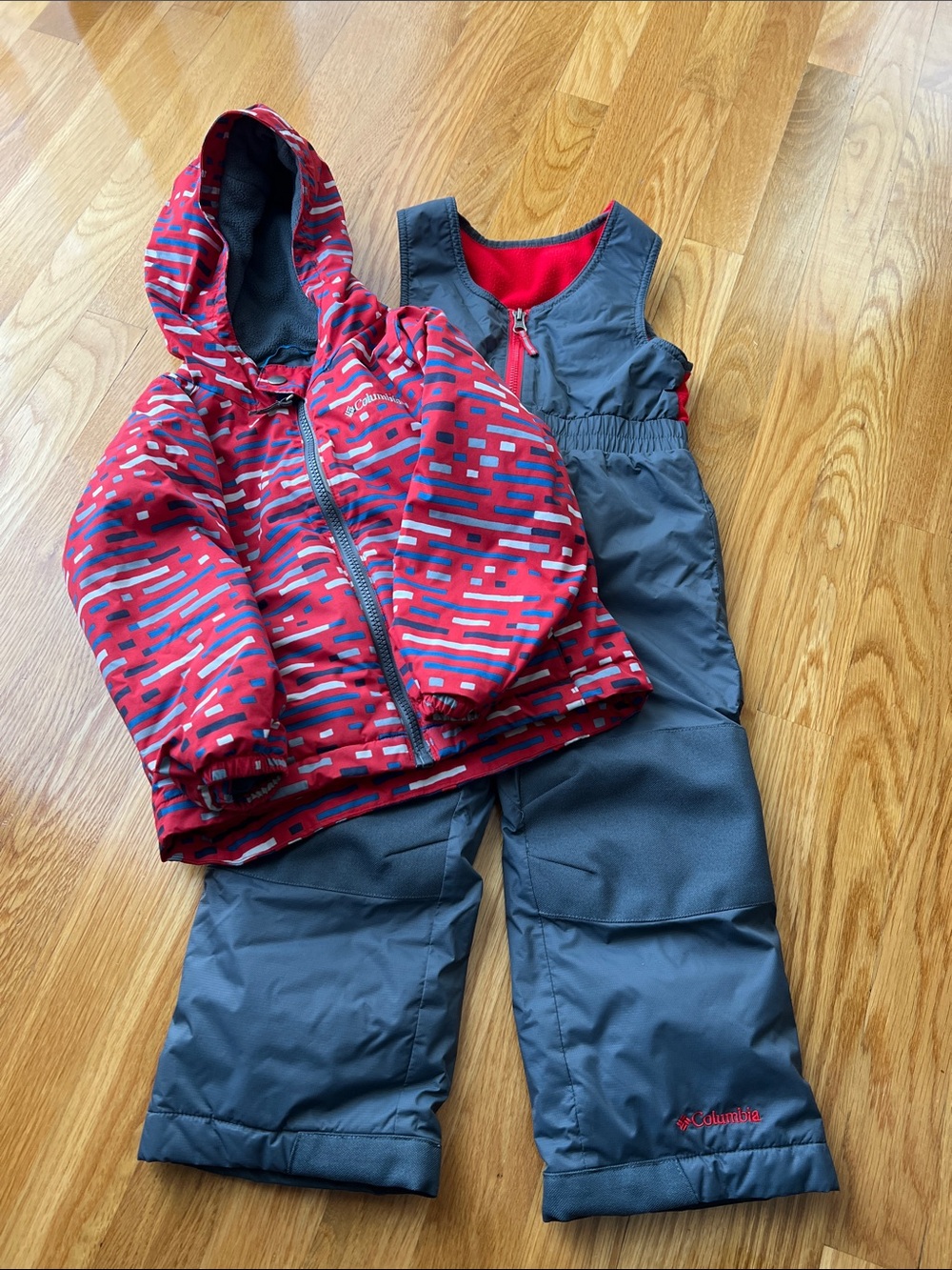 Columbia Red Patterned Hooded Jacket with Gray Snow Bibs